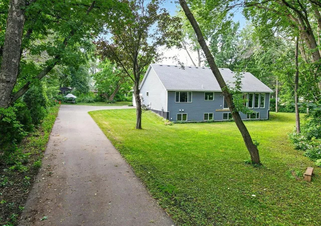 Photo 3 of Single family home for sale at 3129 Vale Cir Sw, Prior Lake, MN 55372 | MLS# 7109950 | Listing updated on 2026-09-15