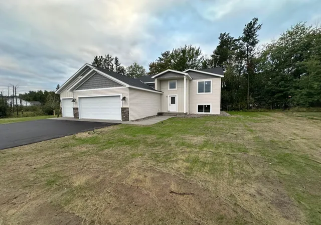 Photo 1 of Single family home for sale at 11477 Andrew St, Brainerd, MN 56401 | MLS# 7110405 | Listing updated on 2026-09-15