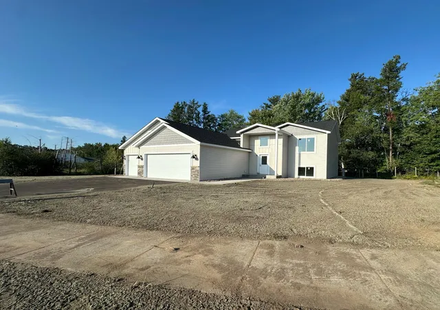 Photo 2 of Single family home for sale at 11477 Andrew St, Brainerd, MN 56401 | MLS# 7110405 | Listing updated on 2026-09-15