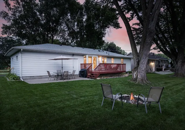 Photo 3 of Single family home for sale at 213 3rd Street S, Gaylord, MN 55334 | MLS# 7110525 | Listing updated on 2026-09-15