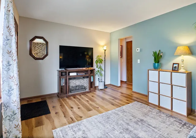 Photo 3 of Single family home for sale at 213 3rd Street S, Gaylord, MN 55334 | MLS# 7110525 | Listing updated on 2026-09-23