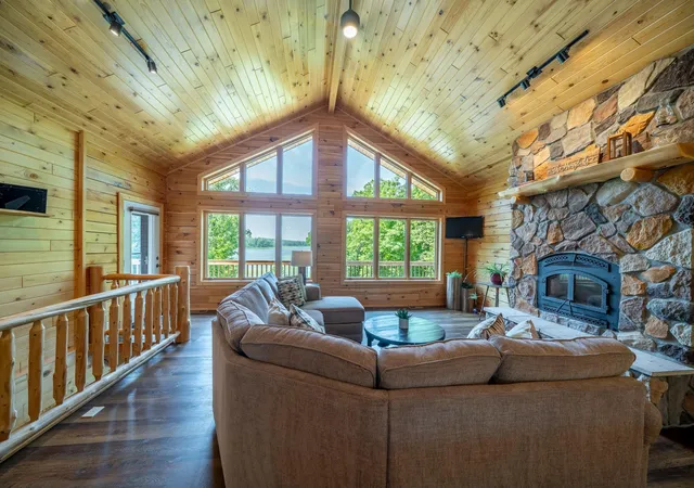 Photo 2 of Single family home for sale at 20111 S Twin Dr, Frazee, MN 56544 | MLS# 7110609 | Listing updated on 2026-09-10