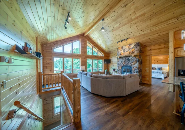 Photo 3 of Single family home for sale at 20111 S Twin Dr, Frazee, MN 56544 | MLS# 7110609 | Listing updated on 2026-09-10
