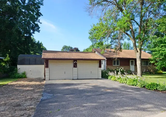 Photo 3 of Sale Pending at 6609 74 1/2 Ave N, Brooklyn Park, MN 55428 | MLS# 7110618 | Listing updated on 2026-09-12