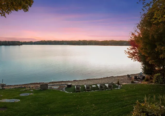 Photo 3 of Single family home for sale at 1065 Tonkawa Rd, Long Lake, MN 55356 | MLS# 7110790 | Listing updated on 2026-09-15