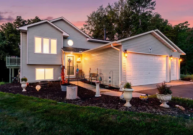 Photo 2 of Sale Pending at 2223 Cedarbridge Ct, Harris, MN 55032 | MLS# 7111011 | Listing updated on 2026-09-15