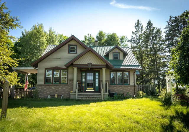 Photo 1 of Single family home for sale at 105 N Highway 71, Hewitt, MN 56453 | MLS# 7111218 | Listing updated on 2026-09-14