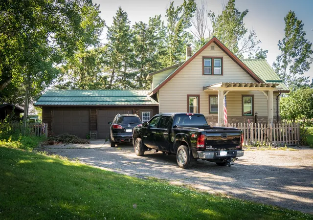 Photo 2 of Single family home for sale at 105 N Highway 71, Hewitt, MN 56453 | MLS# 7111218 | Listing updated on 2026-09-14