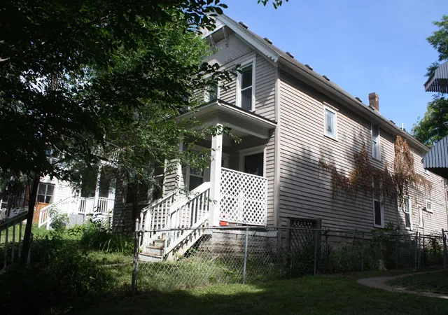 Photo 2 of House for sale at 833 3rd Street E, Saint Paul, MN 55106 | MLS# 7111352 | Listing updated on 2026-09-14