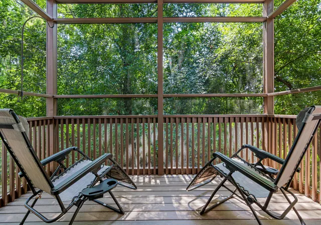 Photo 3 of Single family home for sale at 18258 Cascade Dr, Eden Prairie, MN 55347 | MLS# 7111605 | Listing updated on 2026-09-15