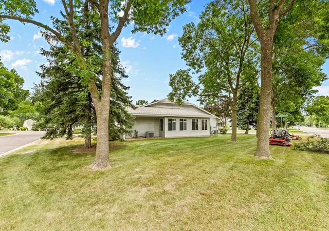 Photo 3 of Sale Pending at 659 Belland Ave, Saint Paul, MN 55127 | MLS# 7111703 | Listing updated on 2026-09-15