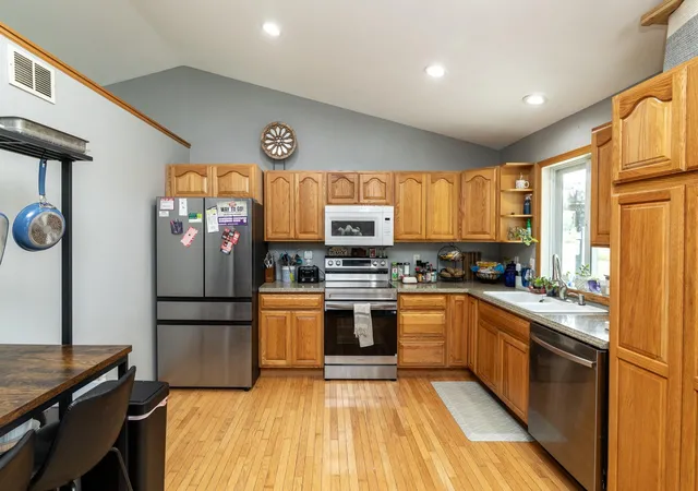 Photo 4 of Single family home for sale at 4334 Cooper Ave S, Saint Cloud, MN 56301 | MLS# 7111825 | Listing updated on 2026-09-15