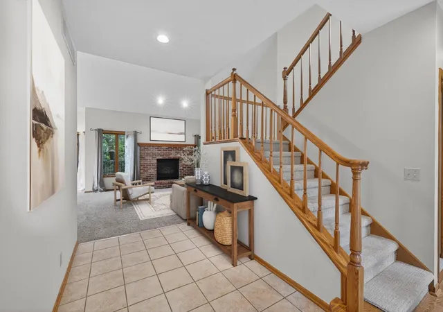 Photo 3 of Single family home for sale at 2032 Fox Valley Dr SW, Rochester, MN 55902 | MLS# 7111858 | Listing updated on 2026-09-14
