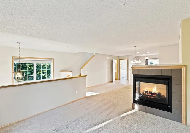Photo 3 of Single family home for sale at 899 Ledgestone Dr, Saint Paul, MN 55115 | MLS# 7112308 | Listing updated on 2026-09-12