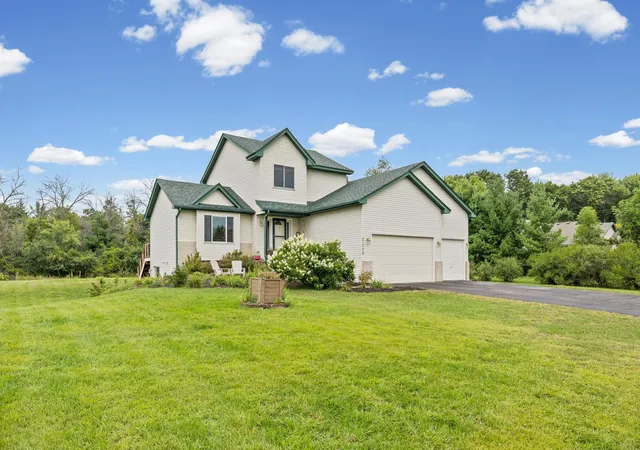 Photo 1 of Sale Pending at 21770 Linnet St Nw, Cedar, MN 55011 | MLS# 7112329 | Listing updated on 2026-09-10
