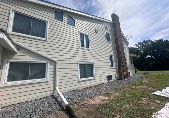 Photo 3 of Multi family home for sale at 543 River St, Taylors Falls, MN 55084 | MLS# 7112491 | Listing updated on 2026-09-09