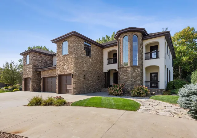 Photo 3 of Mansion for sale at 2010 5th Street E, West Fargo, ND 58078 | MLS# 7112546 | Listing updated on 2026-10-03