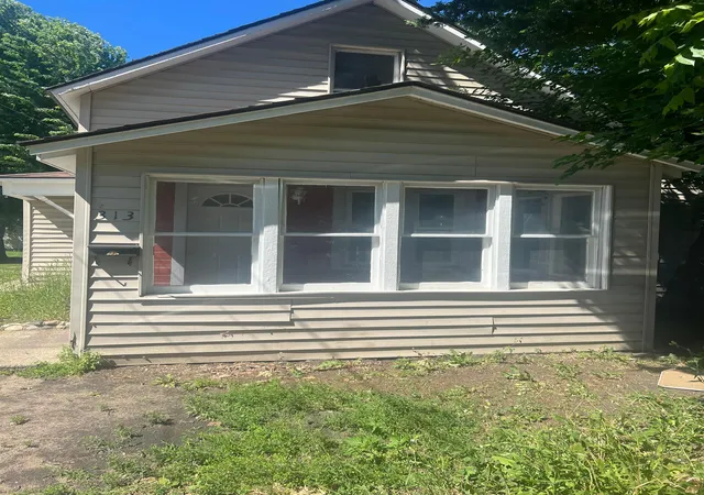 Photo 2 of Single family home for sale at 313 11th Avenue N, Saint Cloud, MN 56303 | MLS# 7112579 | Listing updated on 2026-09-09