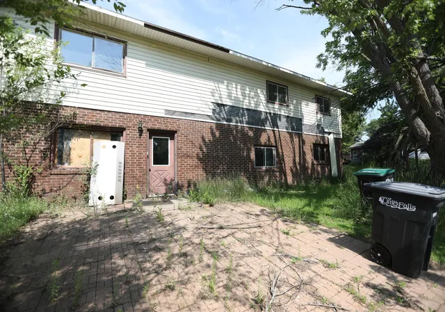 Photo 2 of Sale Pending at 701 9th Street Ne, Little Falls, MN 56345 | MLS# 7112623 | Listing updated on 2026-09-11