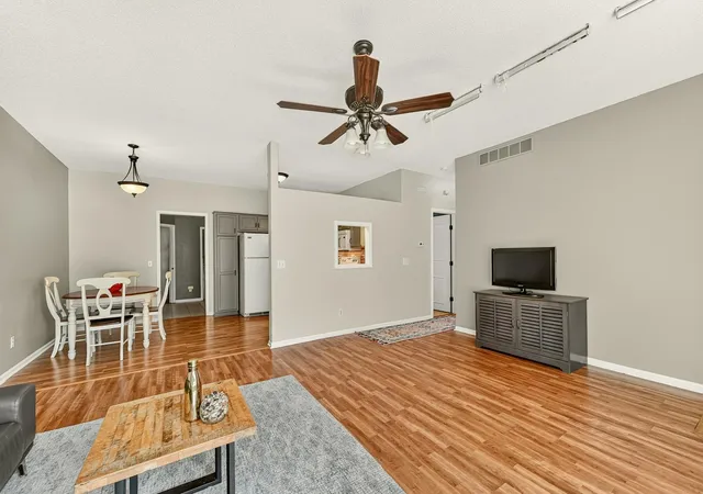 Photo 4 of Single family home for sale at 1949 Topaz Pointe Ln SW, Rochester, MN 55902 | MLS# 7112761 | Listing updated on 2026-09-11
