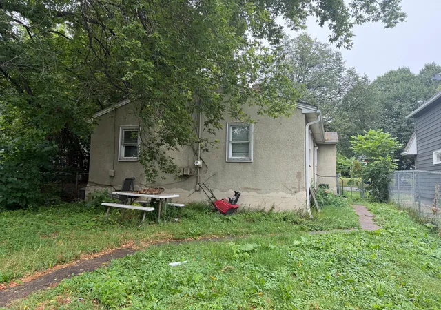 Photo 2 of Single family home for sale at 988 Fremont Ave, Saint Paul, MN 55106 | MLS# 7112883 | Listing updated on 2026-10-08