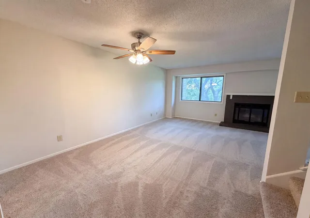 Photo 3 of Single family home for sale at 201 Bridlewood Dr, Saint Paul, MN 55119 | MLS# 7112911 | Listing updated on 2026-09-11