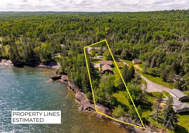 Photo 3 of Single family home for sale at 1690 Highway 61, Two Harbors, MN 55616 | MLS# 7112949 | Listing updated on 2026-09-10