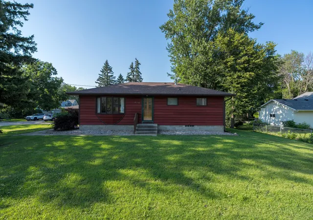 Photo 1 of Single family home for sale at 210 Walnut Ave, Madison Lake, MN 56063 | MLS# 7113146 | Listing updated on 2026-09-10