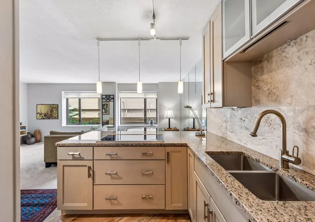 Photo 4 of Sale Pending at 19 S 1st Street #B204, Minneapolis, MN 55401 | MLS# 7113515 | Listing updated on 2026-09-14