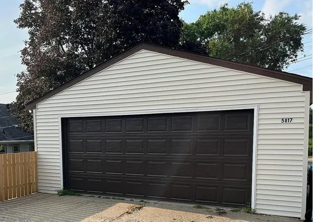 Photo 18 of Single family home for sale at 5817 42nd Avenue S, Minneapolis, MN 55417 | MLS# 7113527 | Listing updated on 2026-09-11