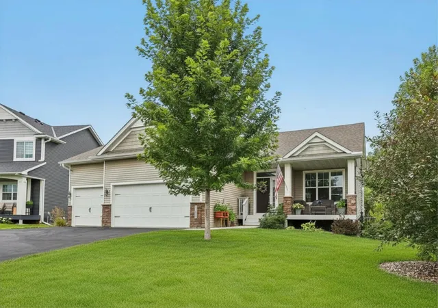 Photo 2 of Single family home for sale at 17301 Eastwood Ave, Lakeville, MN 55044 | MLS# 7113723 | Listing updated on 2026-09-15