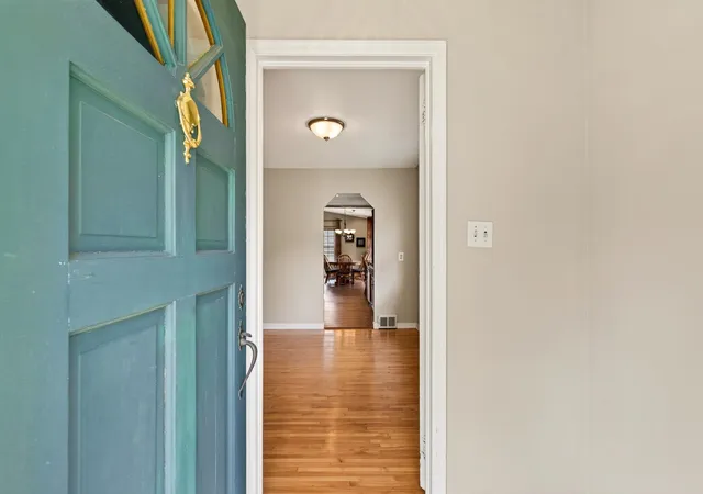 Photo 4 of Single family home for sale at 7000 4th Avenue S, Minneapolis, MN 55423 | MLS# 7113732 | Listing updated on 2026-09-15
