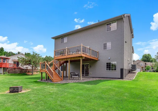 Photo 3 of Sale Pending at 1414 Sunbird Ln, Faribault, MN 55021 | MLS# 7113798 | Listing updated on 2026-09-14