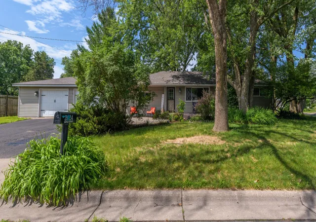 Photo 2 of Sale Pending at 2024 Maple St, Hastings, MN 55033 | MLS# 7113872 | Listing updated on 2026-09-08