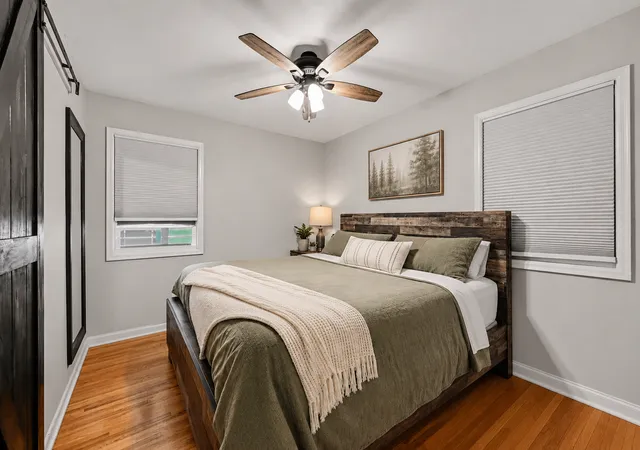 Photo 4 of Sale Pending at 1460 Sherren Ave E, Saint Paul, MN 55109 | MLS# 7113959 | Listing updated on 2026-10-07