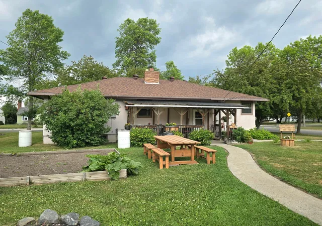 Photo 3 of Single family home for sale at 1301 9th Street, International Falls, MN 56649 | MLS# 7113976 | Listing updated on 2026-09-15