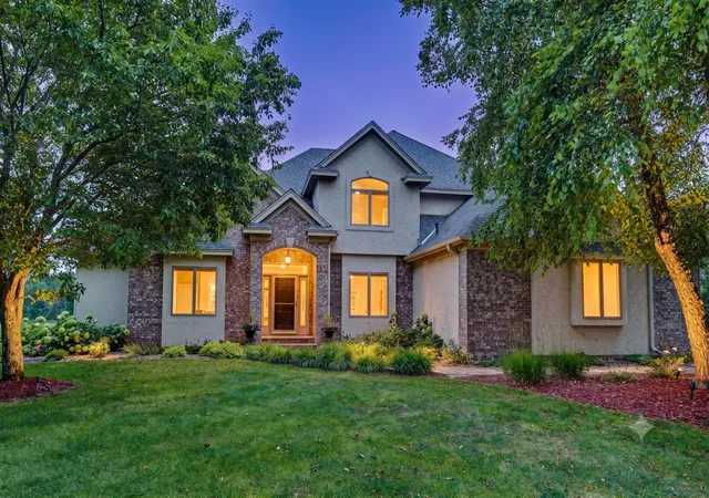 Photo 3 of Single family home for sale at 4700 Mcdonald Dr Pl N, Stillwater, MN 55082 | MLS# 7113987 | Listing updated on 2026-09-10