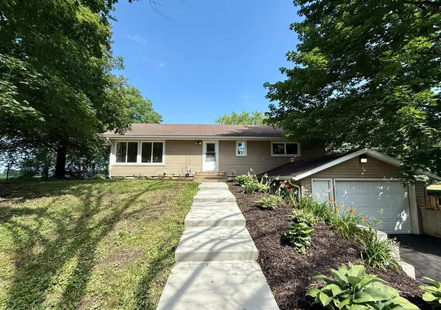 Photo 3 of Single family home for sale at 31465 Northfield Blvd, Northfield, MN 55057 | MLS# 7113990 | Listing updated on 2026-09-10