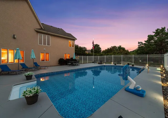 Photo 4 of Sale Pending at 8754 Ridge Ponds Ct, Victoria, MN 55386 | MLS# 7114110 | Listing updated on 2026-09-15