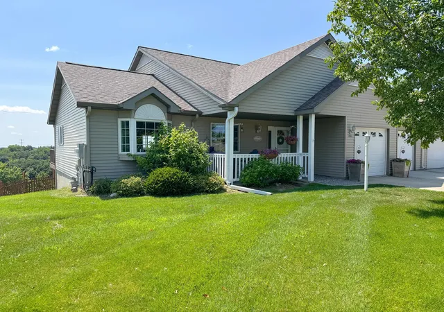 Photo 2 of Sale Pending at 1801 Aspen Ln, Fergus Falls, MN 56537 | MLS# 7114337 | Listing updated on 2026-09-11