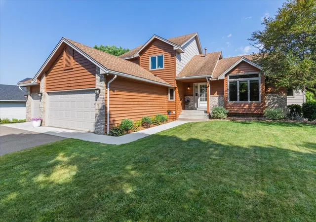 Photo 1 of Single family home for sale at 11273 N Eagle Lake Blvd, Maple Grove, MN 55369 | MLS# 7114500 | Listing updated on 2026-09-14