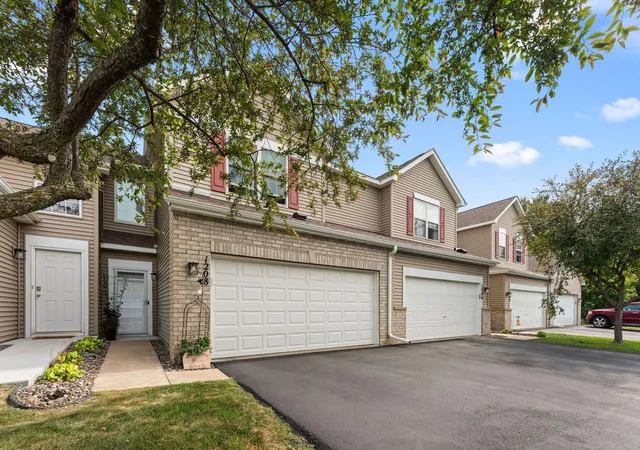 Photo 3 of Single family home for sale at 1208 Timber Way, Stillwater, MN 55082 | MLS# 7114544 | Listing updated on 2026-09-21