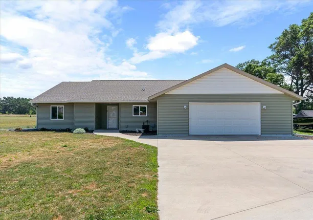 Photo 2 of Single family home for sale at 10505 Kinder Corners, Brainerd, MN 56401 | MLS# 7114723 | Listing updated on 2026-09-15
