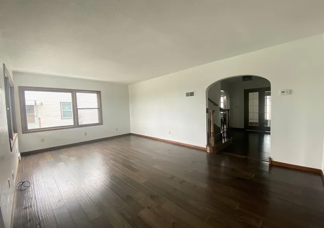 Photo 3 of Single family home for sale at 1821 Grandview Ave, Red Wing, MN 55066 | MLS# 7114822 | Listing updated on 2026-09-11