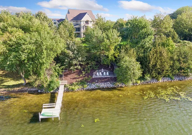 Photo 4 of Single family home for sale at 3649 Lerive Way, Chaska, MN 55318 | MLS# 7114875 | Listing updated on 2026-09-17
