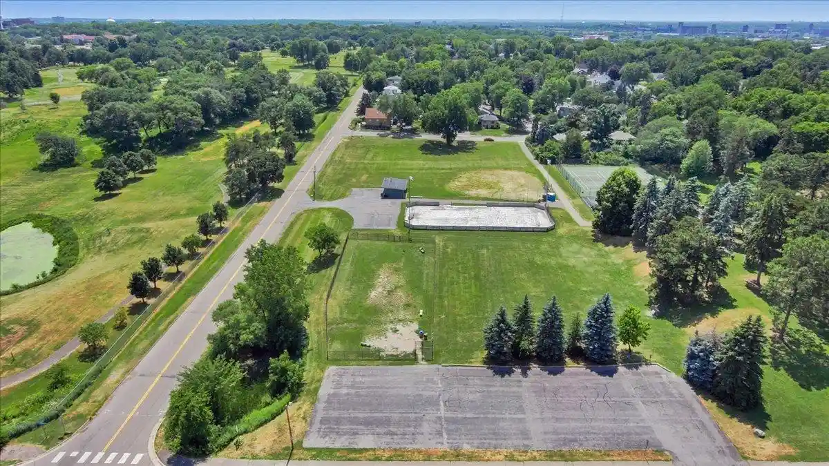Listing Photo 48 - Condo for sale in 1940 Fulham St located at 1940 Fulham St, Roseville, MN 55113 - Unit #207