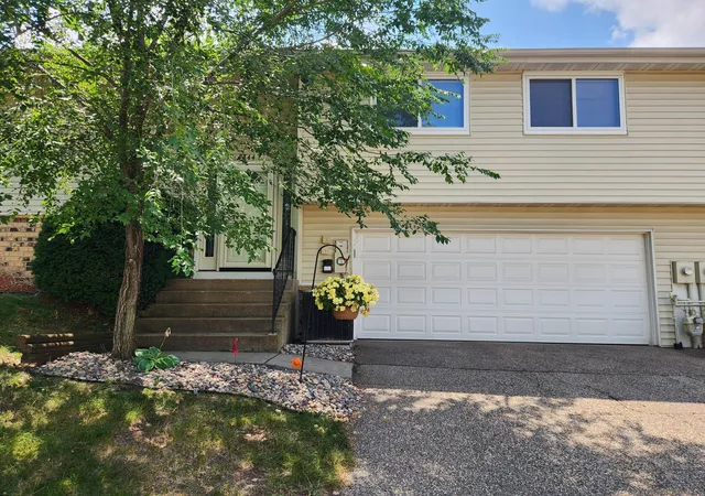 Photo 2 of Single family home for sale at 4444 Woodgate Ct, Saint Paul, MN 55122 | MLS# 7115195 | Listing updated on 2026-09-15