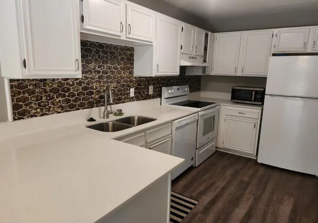 Photo 3 of Single family home for sale at 4444 Woodgate Ct, Saint Paul, MN 55122 | MLS# 7115195 | Listing updated on 2026-09-15