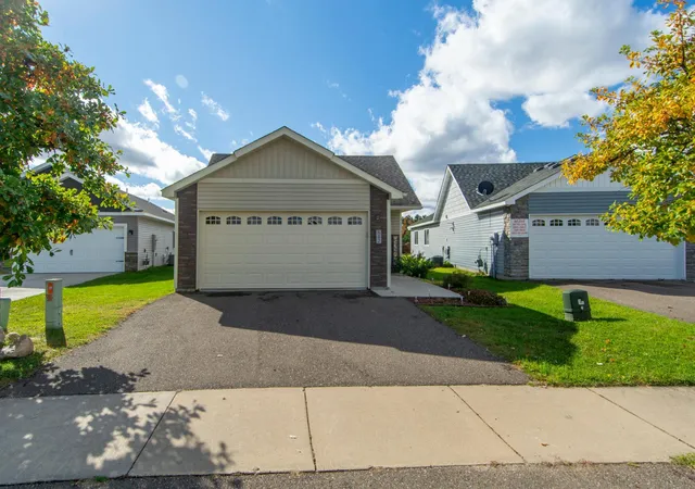 Photo 2 of Sale Pending at 842 Holton Ave, Brainerd, MN 56401 | MLS# 7115612 | Listing updated on 2026-09-14