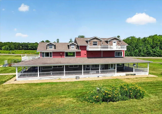 Photo 3 of Single family home for sale at 43063 State Hwy 18, Aitkin, MN 56431 | MLS# 7115676 | Listing updated on 2026-09-15